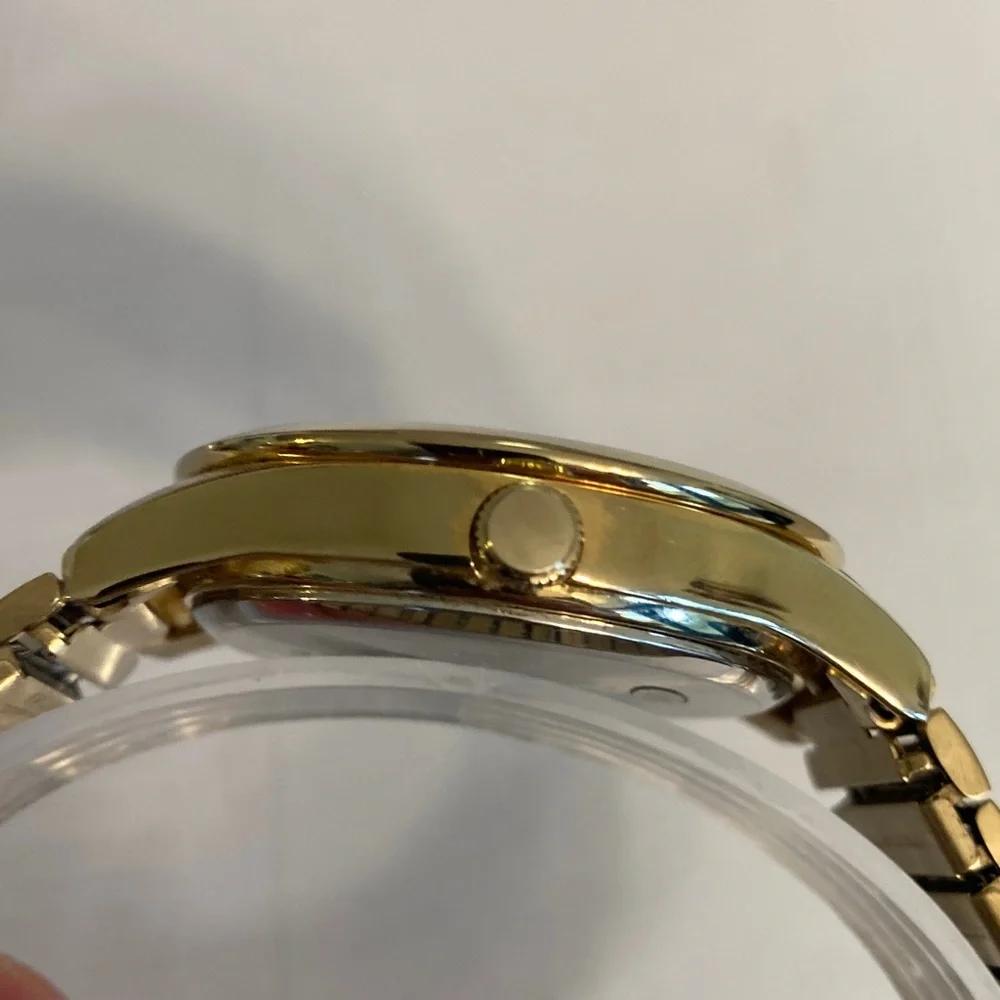 Timex gold tone Perpetual Calendar watch, stretch bracelet, new battery, indiglo